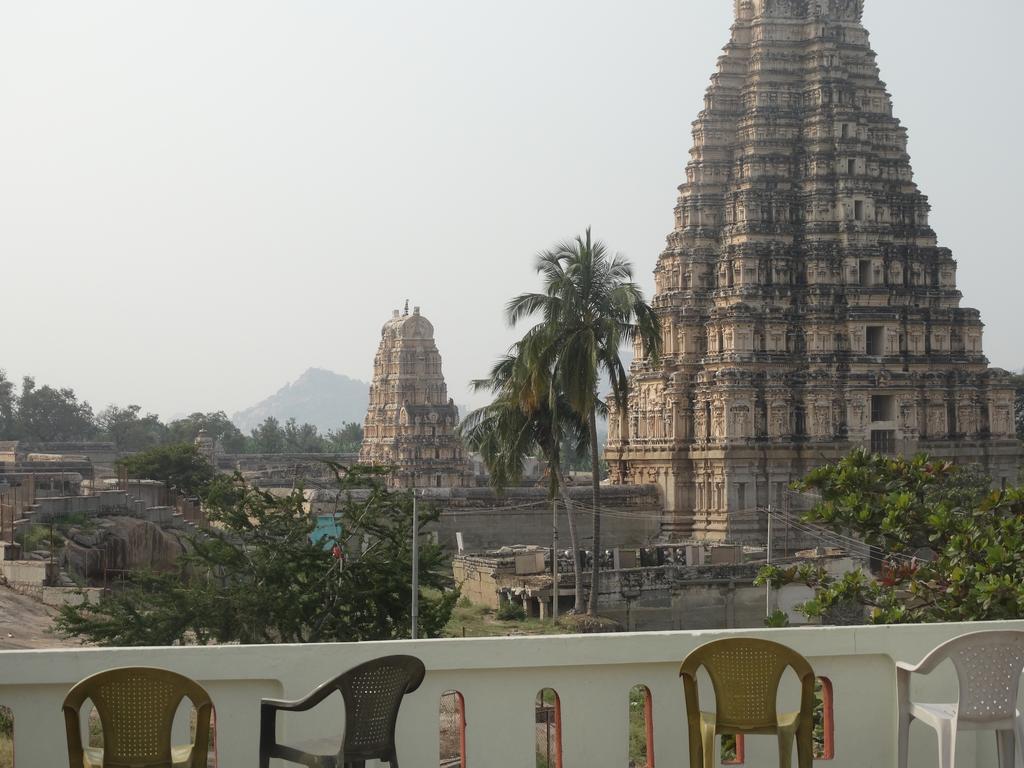 Padmaa Hampi Villa Exterior foto