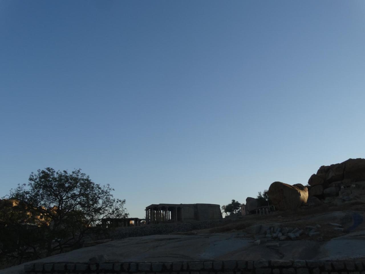 Padmaa Hampi Villa Exterior foto